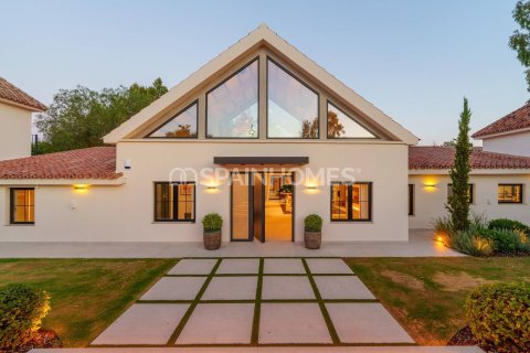 Huvila myytävänä Marbella, Malaga, Espanja, 5 makuuhuonetta, 336 m2 No. 144612 - kuva 4