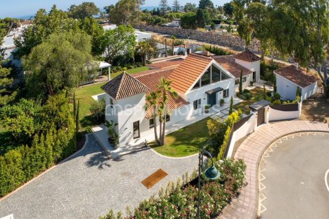 Huvila myytävänä Marbella, Malaga, Espanja, 5 makuuhuonetta, 336 m2 No. 144612 - kuva 3
