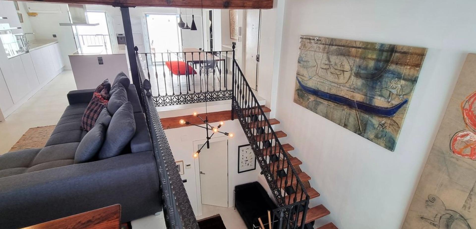 Paritalo Valencia, Espanja 3 makuuhuonetta, 195 m2 No. 133347