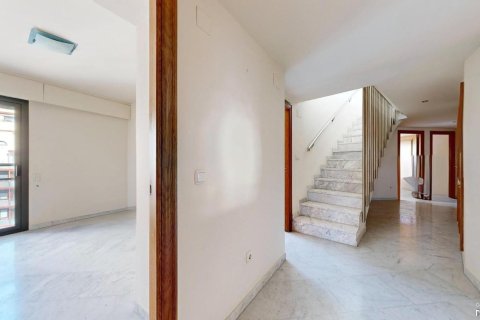 Appartamento in vendita Valencia, Spagna 6 camere da letto, 330 mq. N° 133341 - foto 24