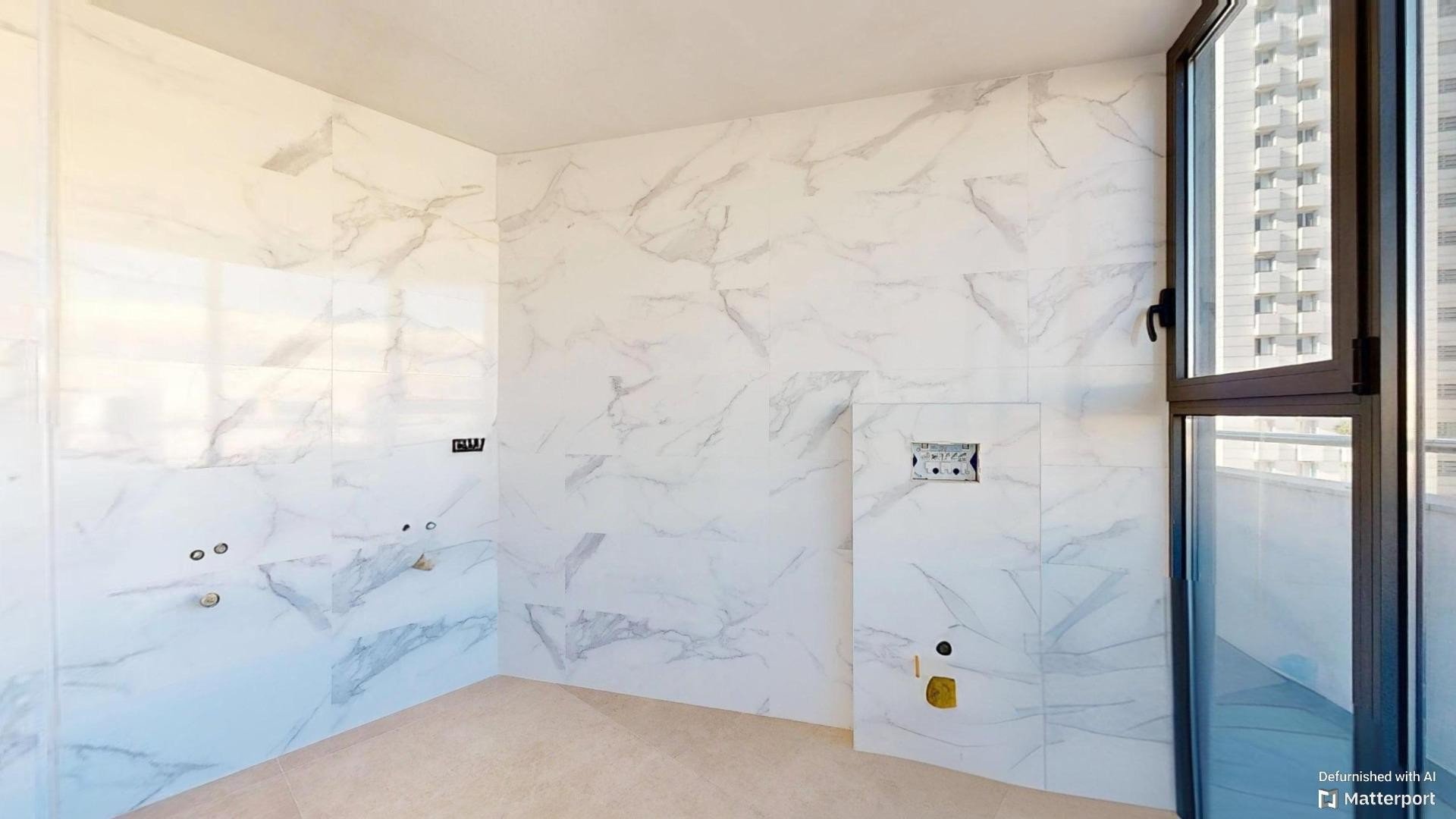 Huoneisto Valencia, Espanja 6 makuuhuonetta, 330 m2 No. 133341