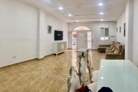 Apartamento en venta Valencia, València, España 4 dormitorios, 158 m2 No. 133345 - foto 10