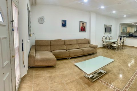 Apartamento en venta Valencia, València, España 4 dormitorios, 158 m2 No. 133345 - foto 2