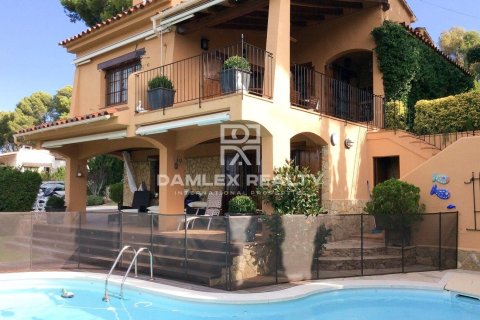 Willa w Tamariu, Girona, Hiszpania 5 sypialni, 539 mkw. nr 176948