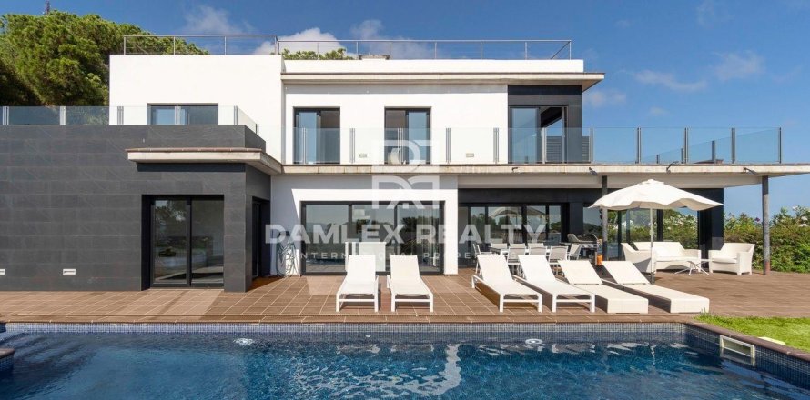 Willa w Lloret de Mar, Girona, Hiszpania 4 sypialnie, 376 mkw. nr 176946