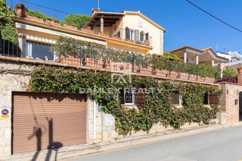 Willa w Platja D'aro, Girona, Hiszpania 6 sypialni, 361 mkw. nr 176947 – zdjęcie 7