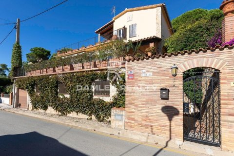 Willa w Platja D'aro, Girona, Hiszpania 6 sypialni, 361 mkw. nr 176947 – zdjęcie 3