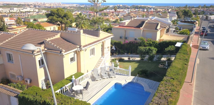 Таунхаус в Аликанте, Испания 4 спальни, 176м2 №155903