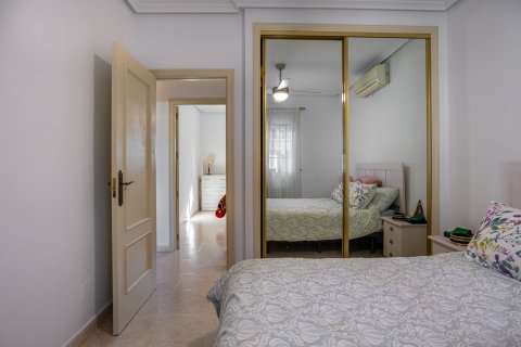 Villa for sale in Bigastro, Alicante, Spain 3 bedrooms, 100 sq.m. No. 155905 - photo 19