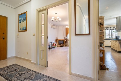 Villa for sale in Bigastro, Alicante, Spain 3 bedrooms, 100 sq.m. No. 155905 - photo 6