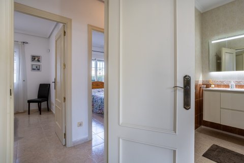 Villa for sale in Bigastro, Alicante, Spain 3 bedrooms, 100 sq.m. No. 155905 - photo 28