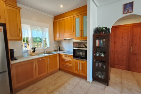 Villa till salu i La Romana, Alicante, Spanien 2 sovrum, 101 kvm. Nr. 137871 - foto 7