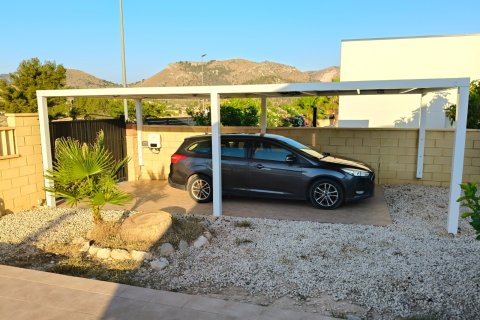 Villa till salu i La Romana, Alicante, Spanien 2 sovrum, 101 kvm. Nr. 137871 - foto 17