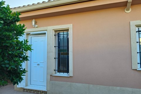 Villa till salu i La Romana, Alicante, Spanien 2 sovrum, 101 kvm. Nr. 137871 - foto 5