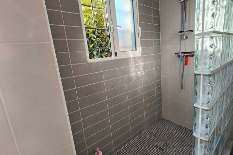 Villa till salu i La Romana, Alicante, Spanien 2 sovrum, 101 kvm. Nr. 137871 - foto 15