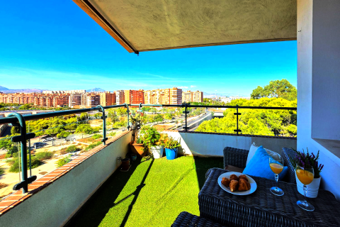 Apartment à vendre à Alicante, Espagne, 3 chambres, 140 m2 No. 196732 - photo 4