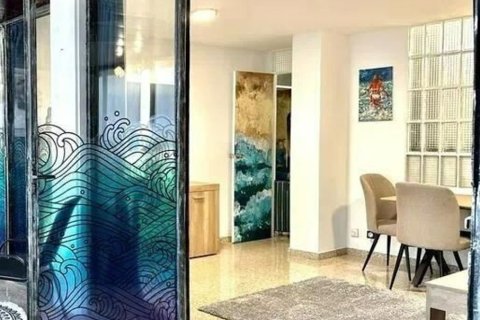 Apartment à vendre à Alicante, Espagne, 3 chambres, 105 m2 No. 196735 - photo 5