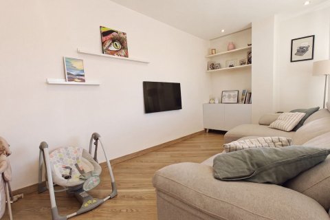 Apartment à vendre à Alicante, Espagne, 3 chambres, 94 m2 No. 196734 - photo 3