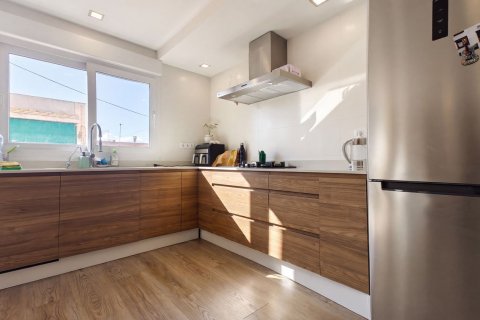 Apartment à vendre à Alicante, Espagne, 3 chambres, 94 m2 No. 196734 - photo 8