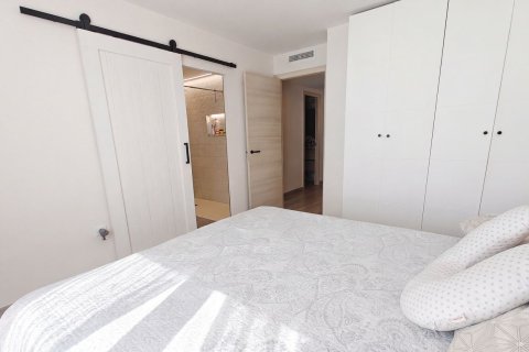 Apartment à vendre à Alicante, Espagne, 3 chambres, 94 m2 No. 196734 - photo 14