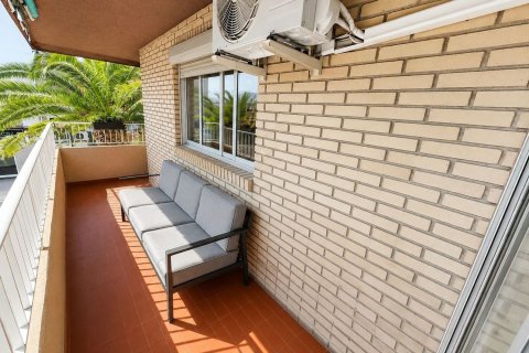 Apartment à vendre à Alicante, Espagne, 3 chambres, 120 m2 No. 196733 - photo 8