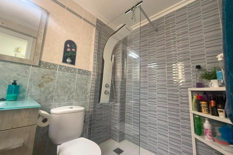 Penthouse w Torrevieja, Alicante, Hiszpania 3 sypialnie, 90 mkw. nr 155758 – zdjęcie 11