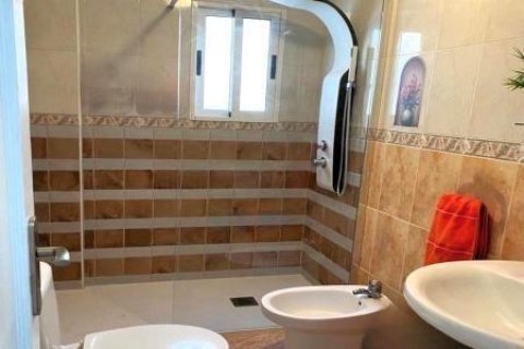 Penthouse w Torrevieja, Alicante, Hiszpania 3 sypialnie, 89 mkw. nr 155758 – zdjęcie 13
