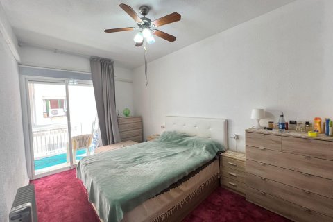 Huoneisto myytävänä Torrevieja, Alicante, Espanja, 4 makuuhuonetta, 120 m2 No. 155760 - kuva 4