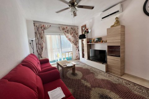 Huoneisto myytävänä Torrevieja, Alicante, Espanja, 4 makuuhuonetta, 120 m2 No. 155760 - kuva 9