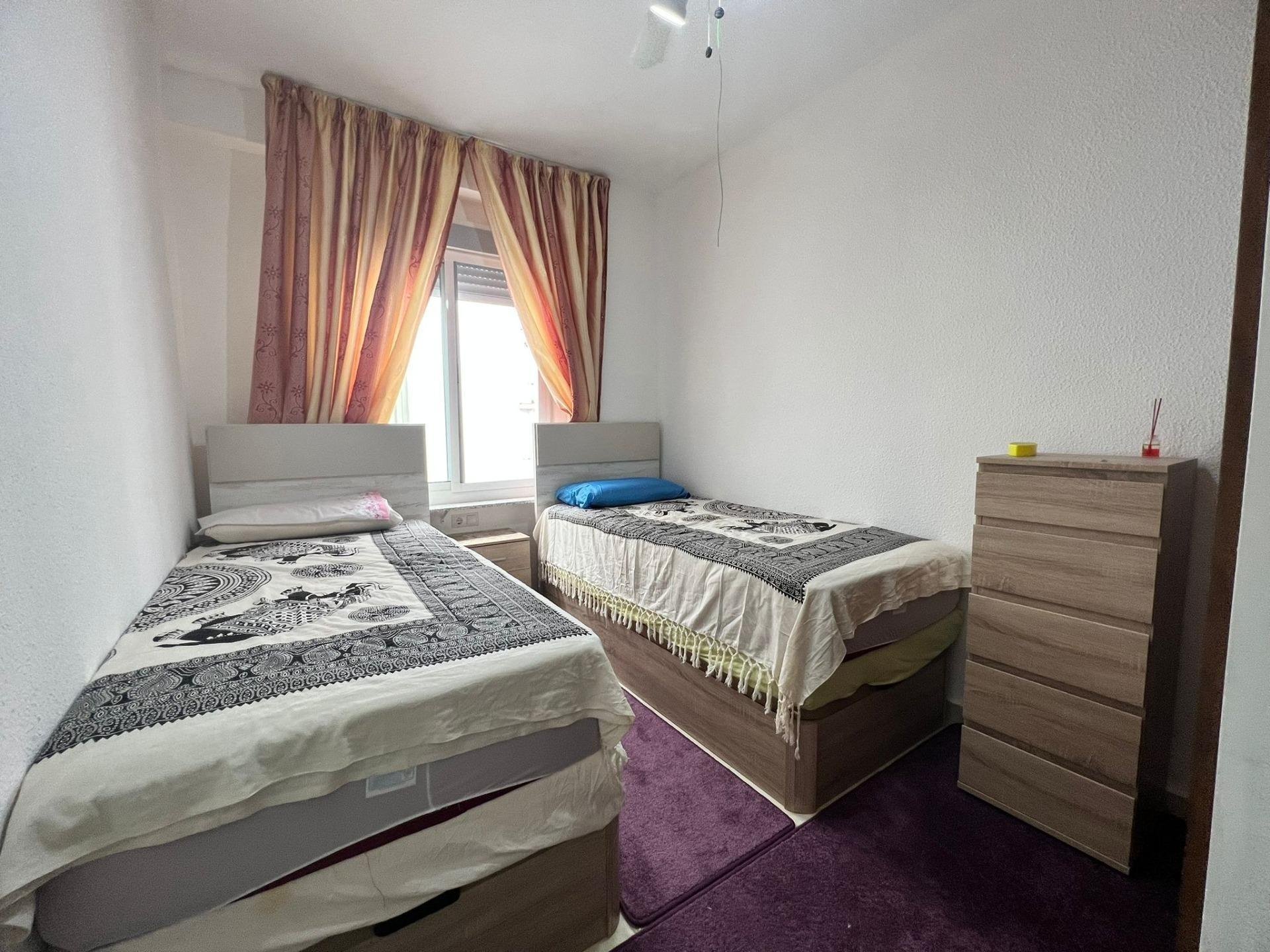 Apartament w Torrevieja, Alicante, Hiszpania 4 sypialnie, 120 mkw. nr 155760