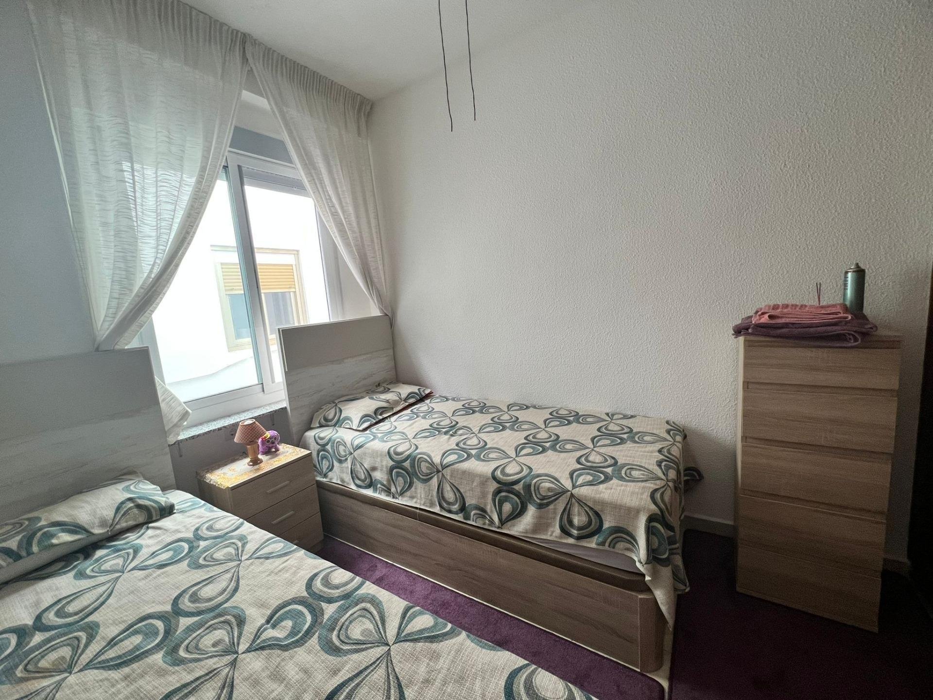 Apartament w Torrevieja, Alicante, Hiszpania 4 sypialnie, 120 mkw. nr 155760