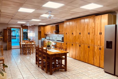 Kamienica w Catral, Alicante, Hiszpania 6 sypialni,  nr 155775 – zdjęcie 3