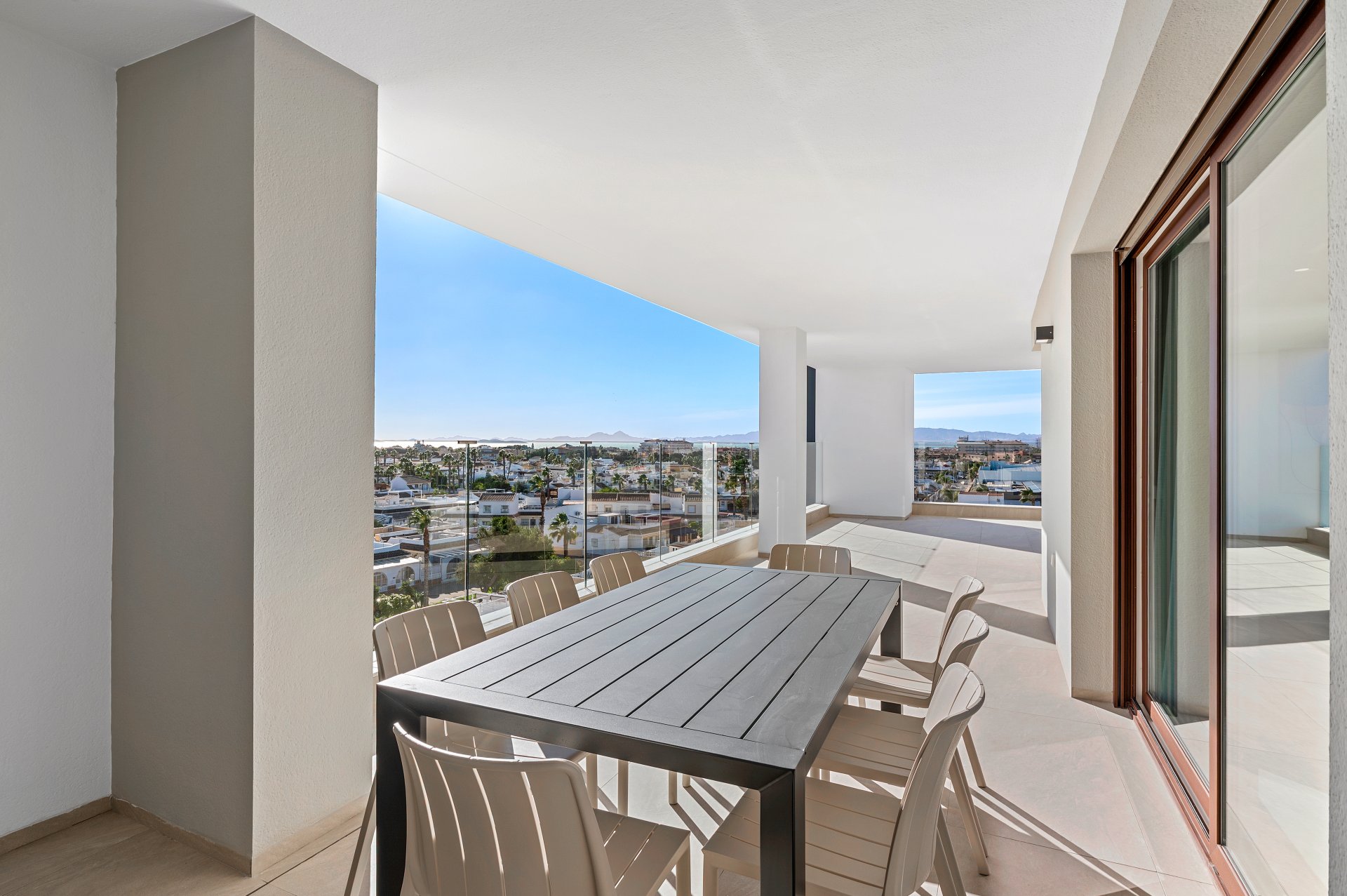 Appartamento a Los Alcazares, Murcia, Spagna 3 camere da letto, 106 mq. N° 151454