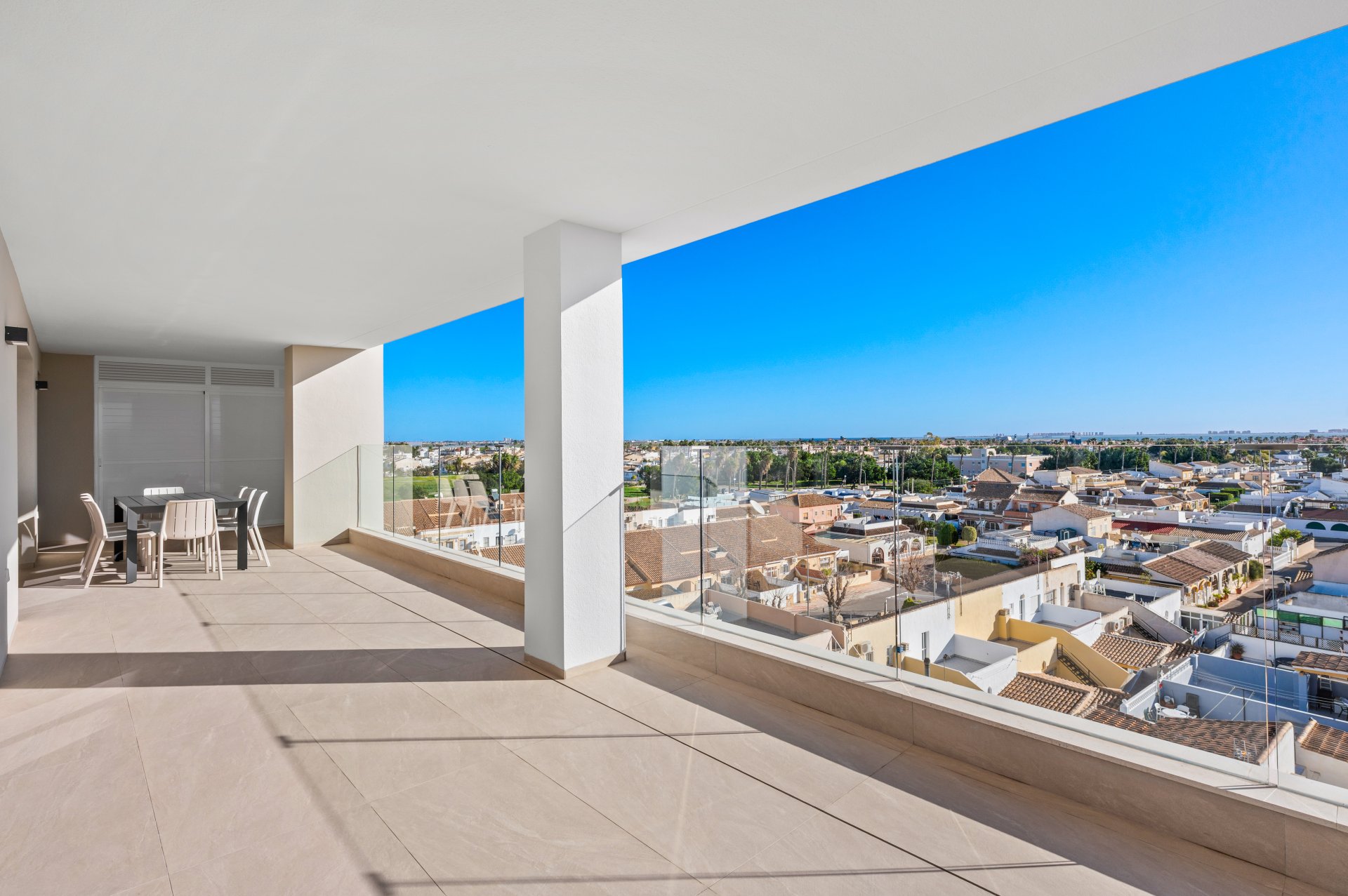 Appartamento a Los Alcazares, Murcia, Spagna 3 camere da letto, 106 mq. N° 151454