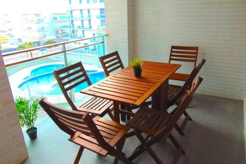 Apartamento en venta en España 4 dormitorios, 155 m2 No. 168988 - foto 5