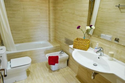 Apartamento en venta en España 4 dormitorios, 155 m2 No. 168988 - foto 29