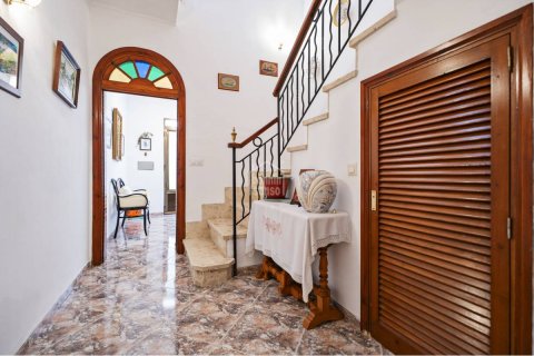 Townhouse for sale in Ciutadella De Menorca, Menorca, Spain 2 bedrooms, 114 sq.m. No. 167942 - photo 4