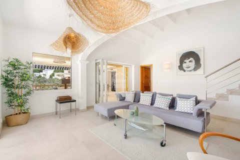 Villa à vendre à Alaior, Menorca, Espagne, 4 chambres, 260 m2 No. 167944 - photo 4