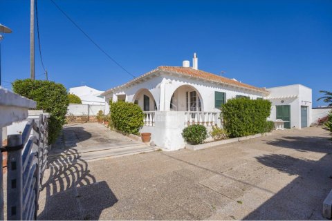 Villa à vendre à Sant Lluis, Menorca, Espagne, 4 chambres, 203 m2 No. 167943 - photo 2