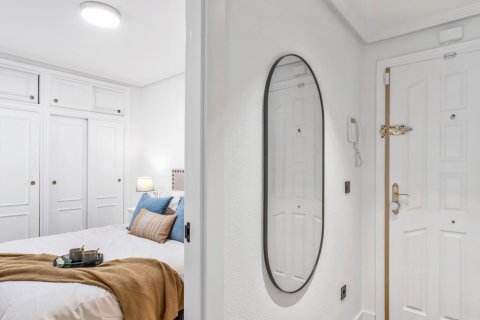 Apartamento en venta en Alicante, España 2 dormitorios, 68 m2 No. 190166 - foto 7
