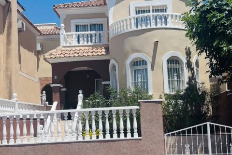 Villa à Villamartin, Alicante, Espagne 3 chambres, No. 190165