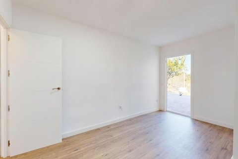 Bungalow for sale in Villamartin, Alicante, Spain 2 bedrooms, 90 sq.m. No. 190190 - photo 18