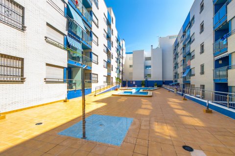 Wohnung zum Verkauf in Torrevieja, Alicante, Spanien 2 Schlafzimmer, 75 m2 Nr. 190192 - Foto 20