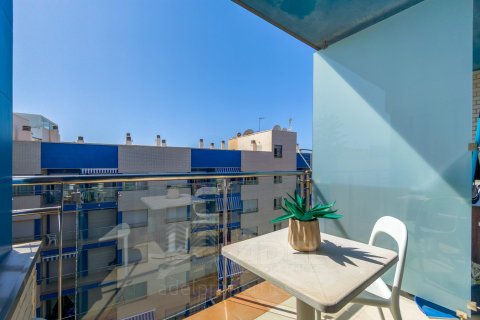 Wohnung zum Verkauf in Torrevieja, Alicante, Spanien 2 Schlafzimmer, 75 m2 Nr. 190192 - Foto 2