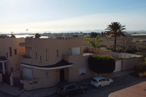 Villa en venta Dolores De Pacheco, Murcia, España 3 dormitorios, 179 m2 No. 137880 - foto 3