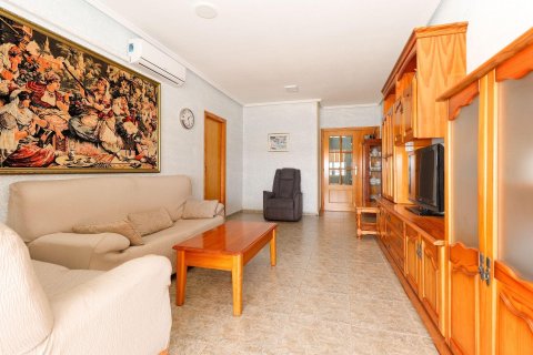 Apartment for sale Torrevieja, Alicante, Spain 3 bedrooms, 101 sq.m. No. 137884 - photo 2