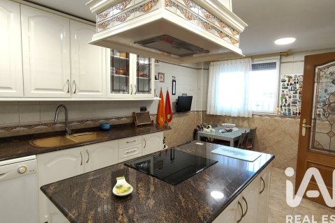 Māja pārdošanā Castellon de la Plana, Castellon, Spānijā 5 istabas, 291 m2 Nr. 173282 - attēls 15