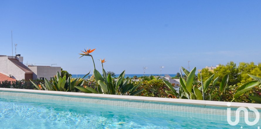 Huoneisto Vilanova i la Geltru, Barcelona, Espanja 3 makuuhuonetta, 102 m2 No. 173300