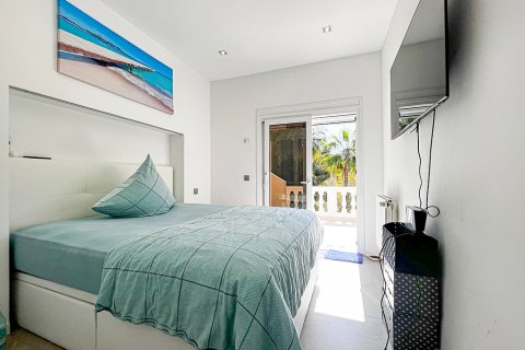Villa en venta en Costa De La Calma, Mallorca, España 4 dormitorios, 300 m2 No. 143542 - foto 15