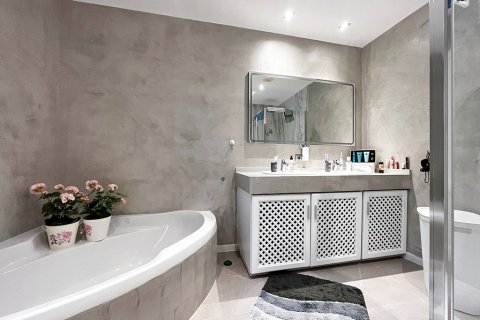 Villa en venta en Costa De La Calma, Mallorca, España 4 dormitorios, 300 m2 No. 143542 - foto 11